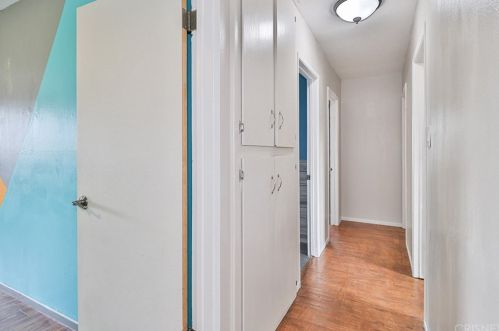 2693 Royal Ave, Simi Valley CA 93065-4768 exterior