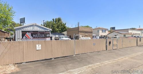 1851 Englewood Dr, Lemon Grove, CA 91945-4207
