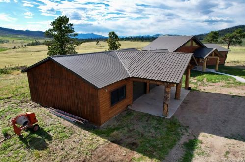 2104 Sigler Dr, Sangre De Cristo Ranches CO exterior