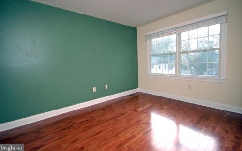 6 Torrey Ln, Princeton NJ 08542-3231 exterior