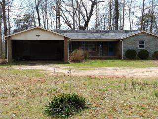 3519 Dobbins Church Rd, Hollis, NC 28040-9788