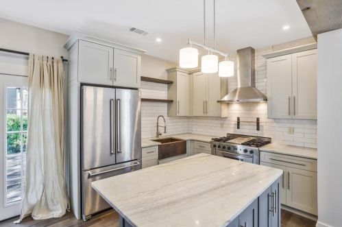 1044 High Point Ter, Atlanta GA  30315-2601 exterior