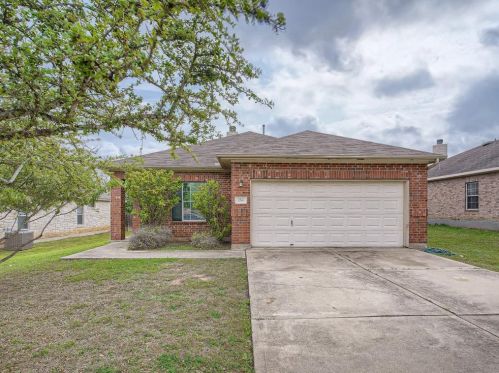 256 Firwood, Uhland TX  78640-5749 exterior