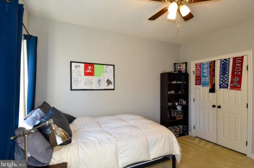 16534 Louisville Pl, Woodbridge VA  22191-4452 exterior