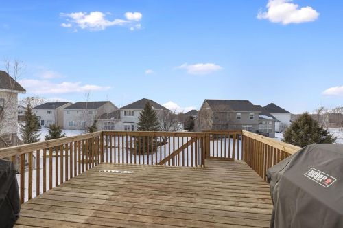 920 Drew Dr, Saint Paul MN  55129-6900 exterior