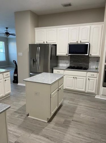 3139 Autumnjoy Dr, Pearland, TX 77584-3096