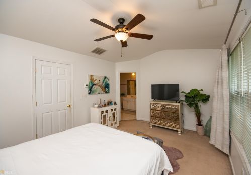 748 Celeste Ln, Atlanta GA  30331-8606 exterior