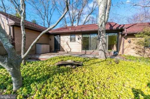 36 Nelson Ridge Rd, Princeton NJ  08540-7436 exterior