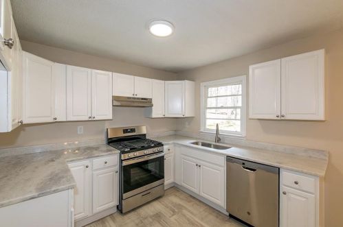 150 Scott Blvd, Stockbridge GA 30281-3855 exterior