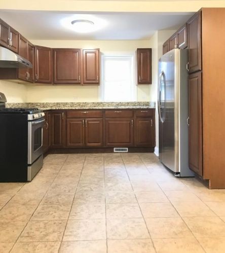 8140 Marmora Ave, Morton Grove IL  60053-3327 exterior