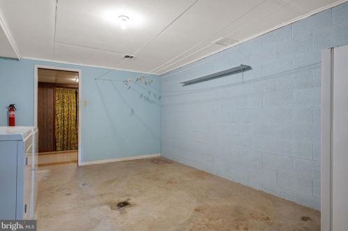 1035 Devonshire Rd, Lancaster PA  17601-1610 exterior