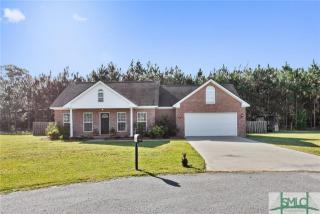 305 Merganser Ct, Stillwell, GA 31329-4647