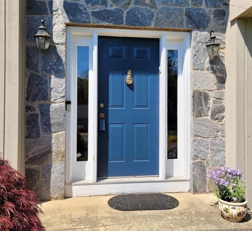 88 Cliffwood Dr, Wapping, CT 06074-1802