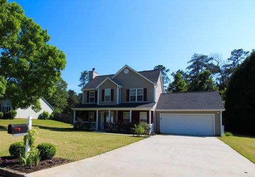 705 Manor Ridge Dr, Loganville, GA 30052-9006