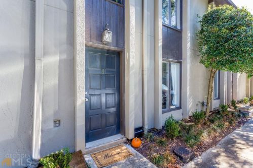 3 Ivy Trl, Atlanta GA  30342-4220 exterior