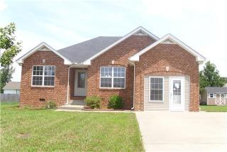 439 Palamino Ln, Springfield, TN 37172-7383