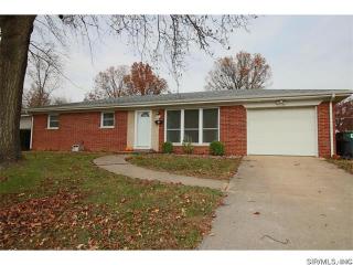 45 Briarwood Dr, Belleville, IL 62223-2859