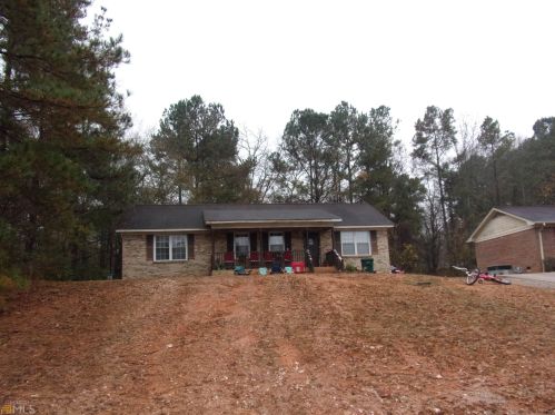 65 Faye Kight Cir, Hartwell, GA 30643-1375