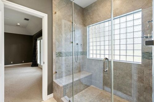 2120 10th St, Austin TX  78702-3412 exterior