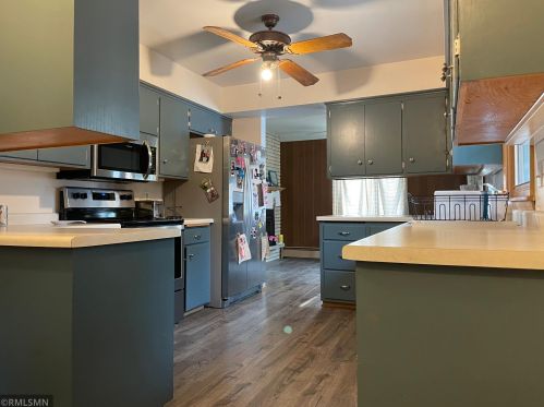 845 Cannon Ave, Saint Paul MN  55126-3831 exterior
