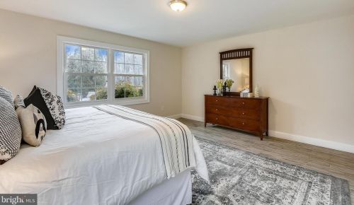 810 Burnt Mills Ave, Silver Spring MD 20901-4506 exterior