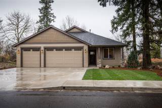 539 Depot St, Interlachen, OR 97024