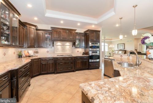 253 Bonnybrook Rd, Carlisle PA 17013-4214 exterior