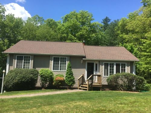 7 King Arthur Dr, Richmond, RI 02892-1088