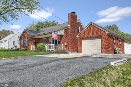 5144 Ridgeview Dr, Harrisburg, PA 17112-2429
