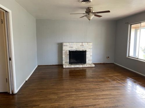 30 Loma Dr, Lodi, CA 95242-3125