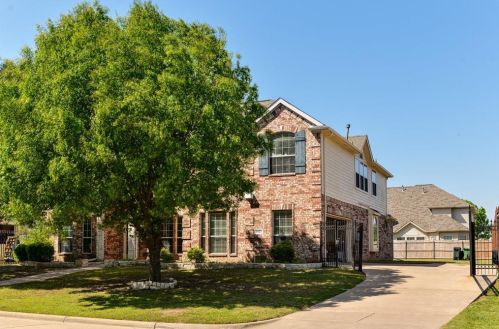 3017 Saint Francis Dr, Midlothian, TX 76063-7561