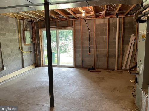 69 Chesapeake St, Lancaster PA  17602-4659 exterior