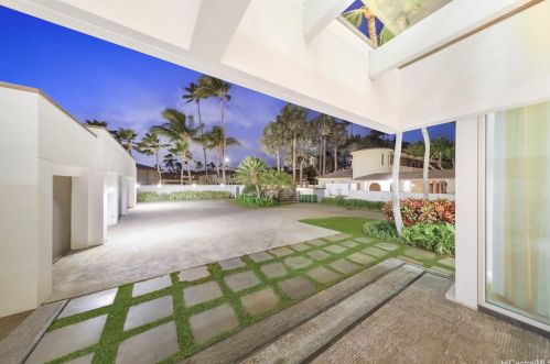 4801 Kahala Ave, Honolulu HI  96816-5231 exterior