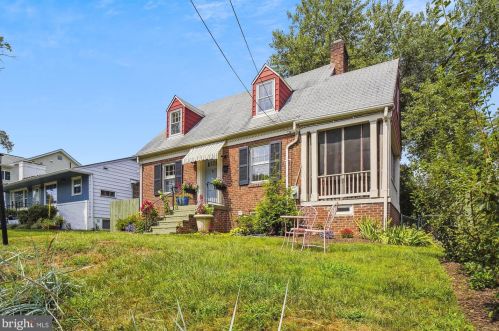 2307 Homestead Dr, Silver Spring MD 20902-4950 exterior