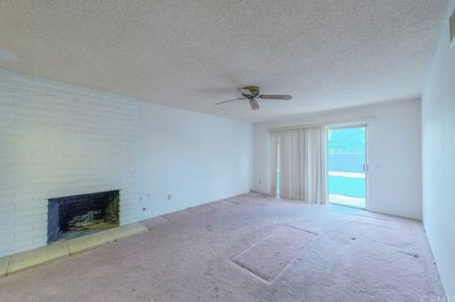 5985 Kitty Hawk Dr, Riverside CA  92504-1445 exterior