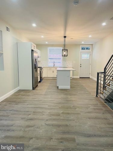 624 42 St, Philadelphia PA 19104-1468 exterior