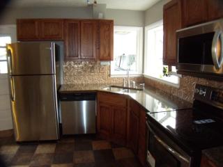 1711 Freeman Dr, Bellevue, NE 68005-3243