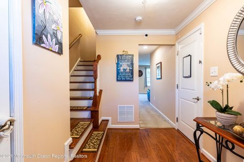 49 Phillip E Frank Way, Cliffwood, NJ 07721-1197
