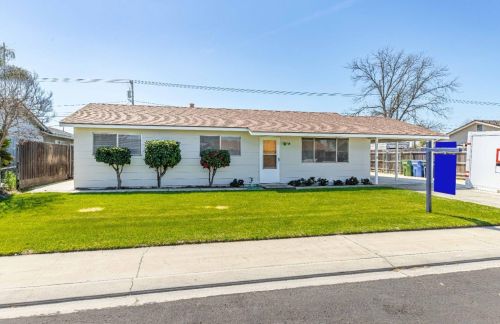 1208 Latimer Ave, Modesto, CA 95351-4642