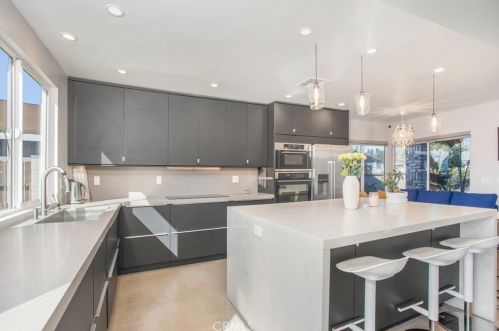 5380 Cresthill Dr, Anaheim, CA 92807-1213