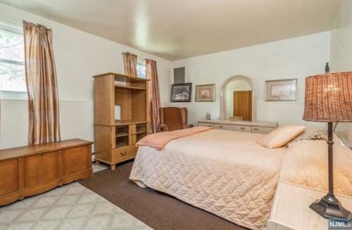 23 Meadow Ln, Hackettstown NJ  07840-4115 exterior