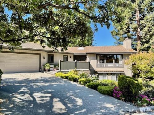 17354 Creekside Ct, Los Gatos, CA 95030-2201