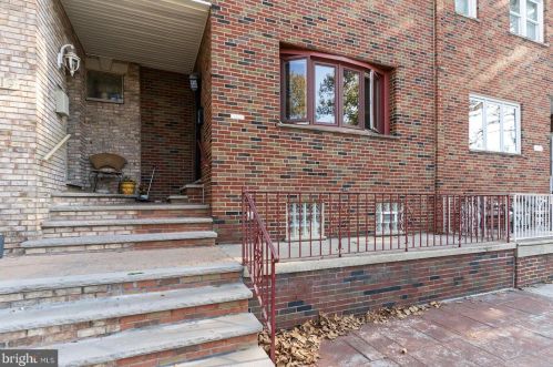 2821 13th St, Philadelphia, PA 19148-4928