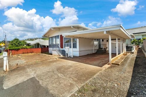 3474 Maluhia St, Honolulu, HI 96816-2732