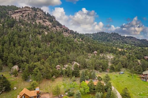 98 Button Rock Rd, Lyons CO  80540-8278 exterior