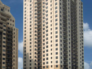 789 Hammond Dr, Atlanta GA  30328-5545 exterior