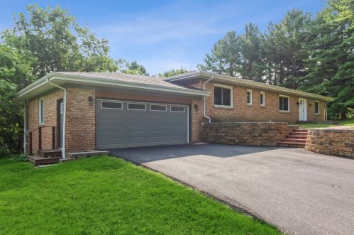8197 Harvest Hill Dr, The Ledges, IL 61073-9122