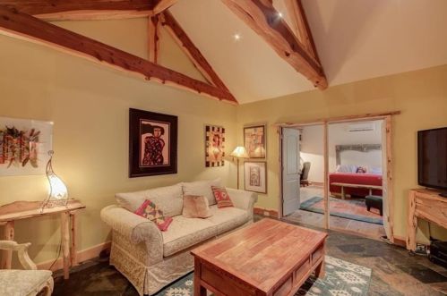 5808 Beacon Dr, Austin TX  78734-1416 exterior