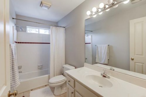 2721 Log Cabin Dr, Atlanta GA  30339-1546 exterior