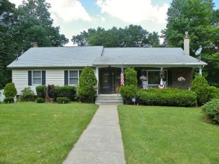 1 Fox Run, Sandyston, NJ 07827-3424